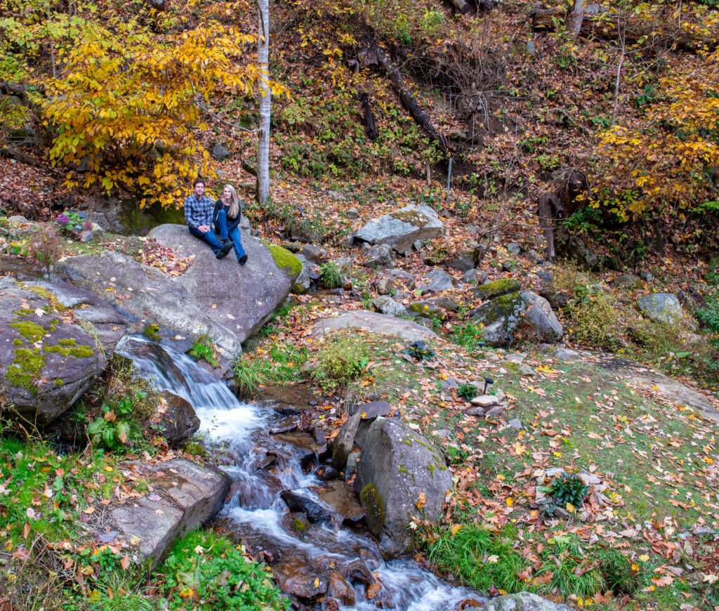 D4S_4381 windows over waterfalls