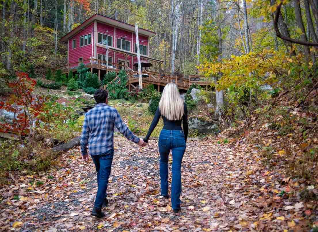 Affordable Romantic Getaways in the Blue Ridge Mountains (That Don’t Feel Affordable)