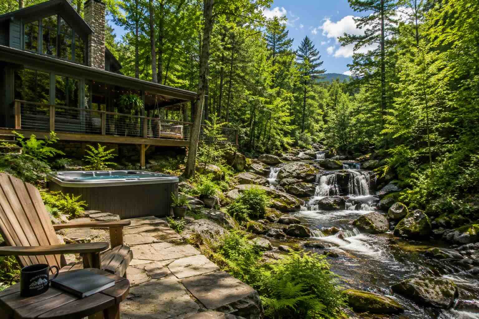 Summer Cabin Getaways in the Blue Ridge Mountains (That Let You Actually Slow Down)
