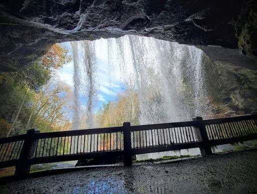 Dry Falls Nantahala National Forest Highlands NC walk behind waterfall best waterfalls NC