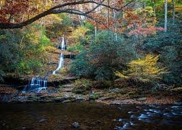 beautiful waterfall shot western nc fall foliage